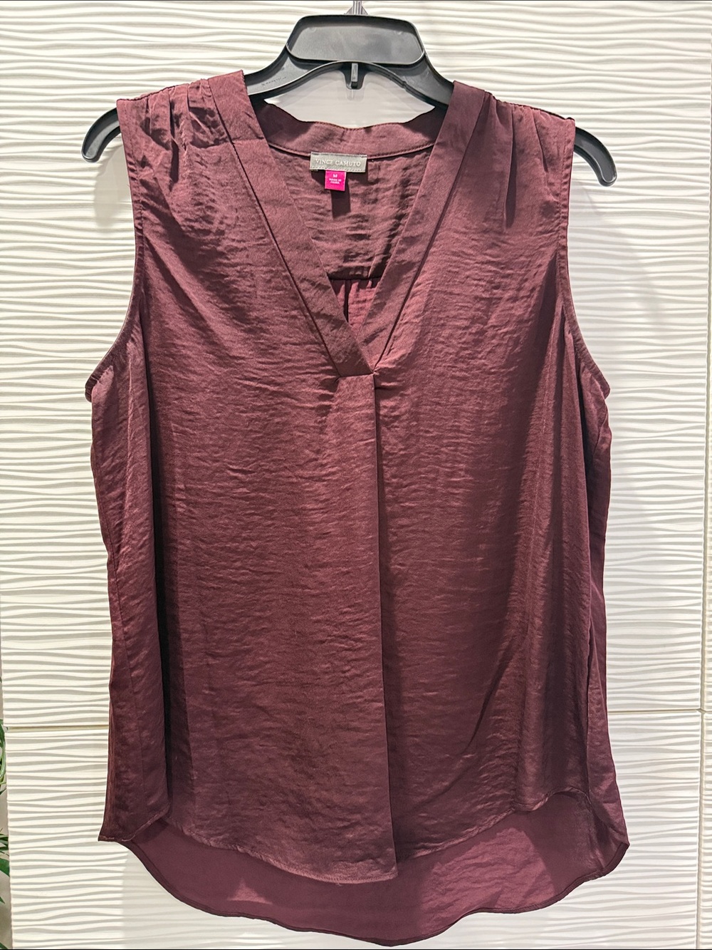 Sleeveless V-Neck Blouse in Plum